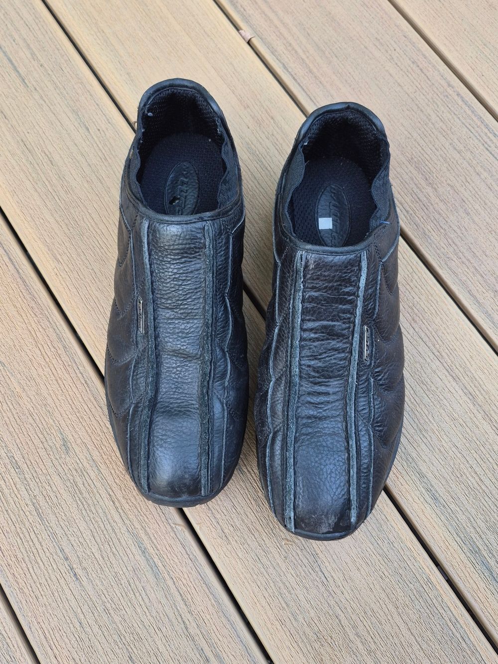 Lugz Men’s Black Textured Leather Slip-On Loafers - 11
